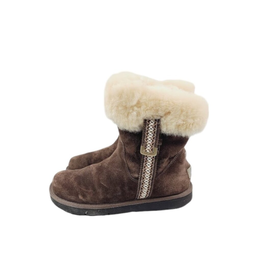 UGG Women's‎ Brown Metro Tas 5677 Sheepskin Fur Ankle Winter Boot Size 7